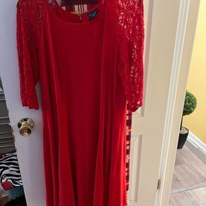 Flare Red dress with lace sleeves